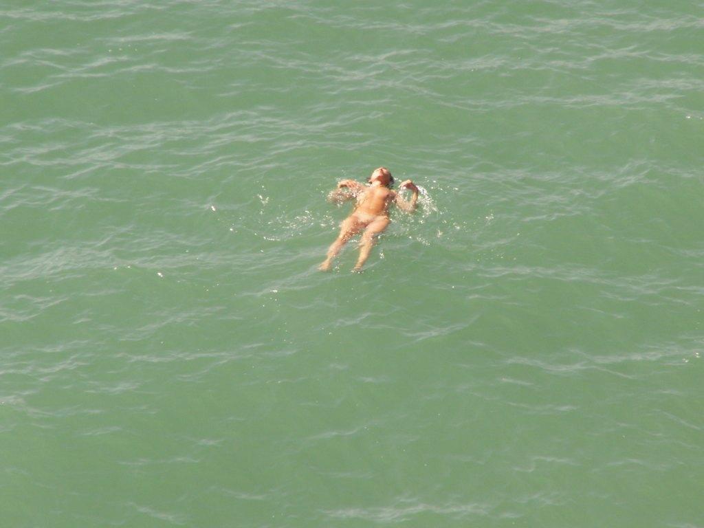 Bild 76520 von Schambereich in Kategorie Public Nude