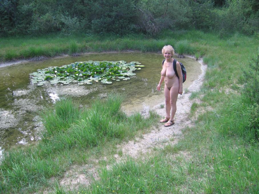 Bild 70287 von Schambereich in Kategorie Public Nude