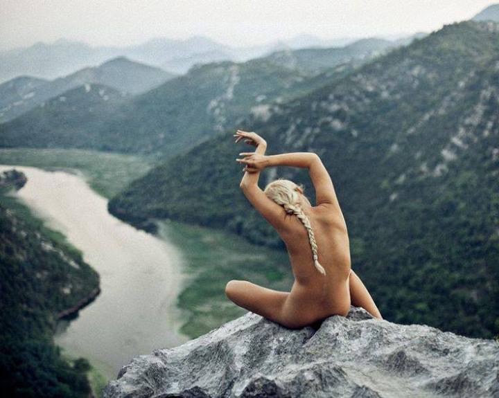 Bild 74090 von Schambereich in Kategorie Public Nude