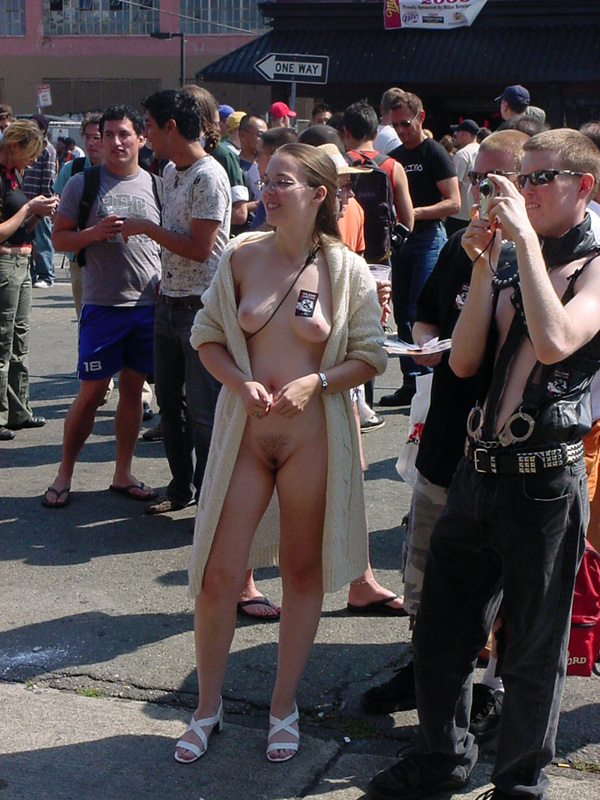 Bild 73333 von Schambereich in Kategorie Public Nude