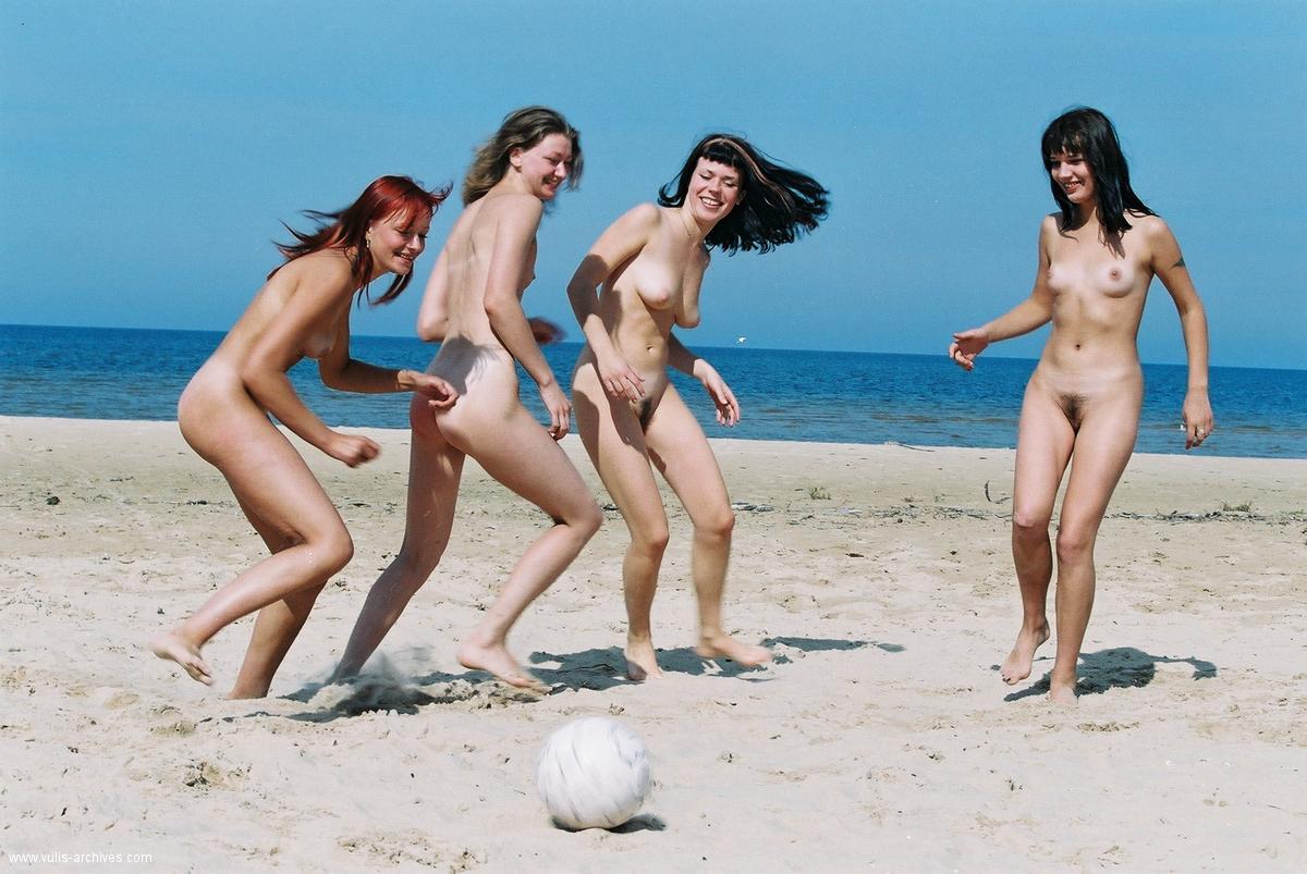 Bild 67934 von Schambereich in Kategorie Public Nude