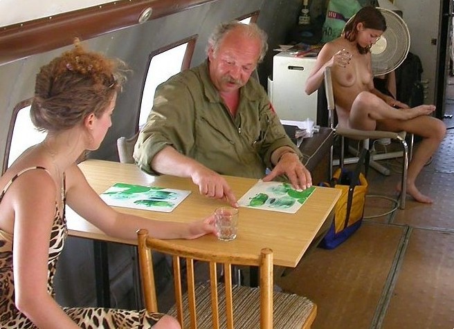 Bild 8142 von Schambereich in Kategorie Exhibitionismus