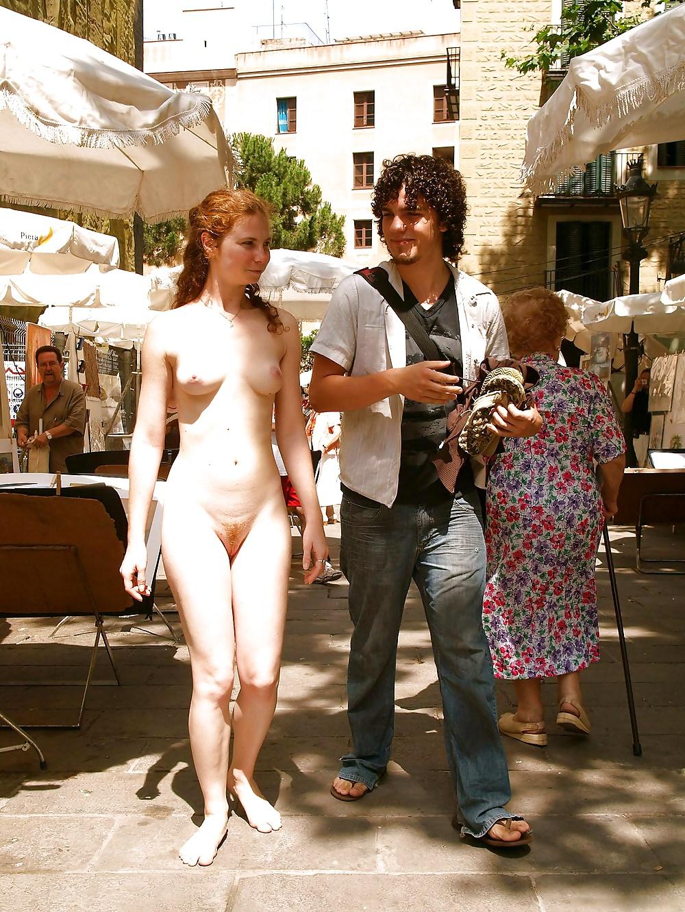 Bild 100145 von R2D2 in Kategorie Public Nude