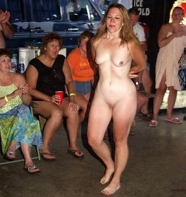 Bild 34015 von Schambereich in Kategorie Exhibitionismus