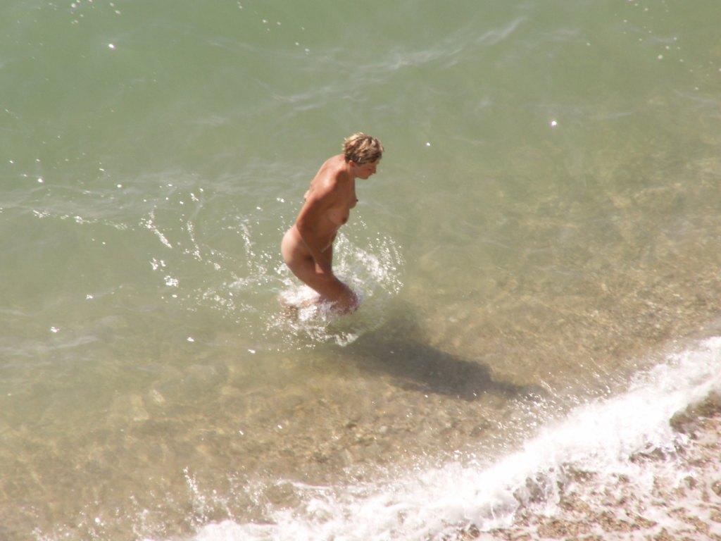 Bild 76521 von Schambereich in Kategorie Public Nude