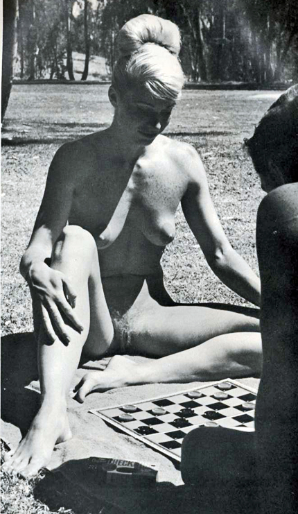 Bild 75801 von Schambereich in Kategorie Public Nude
