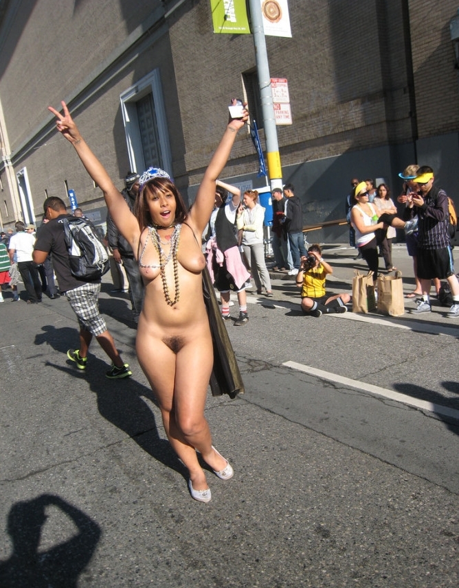 Bild 74969 von Schambereich in Kategorie Public Nude