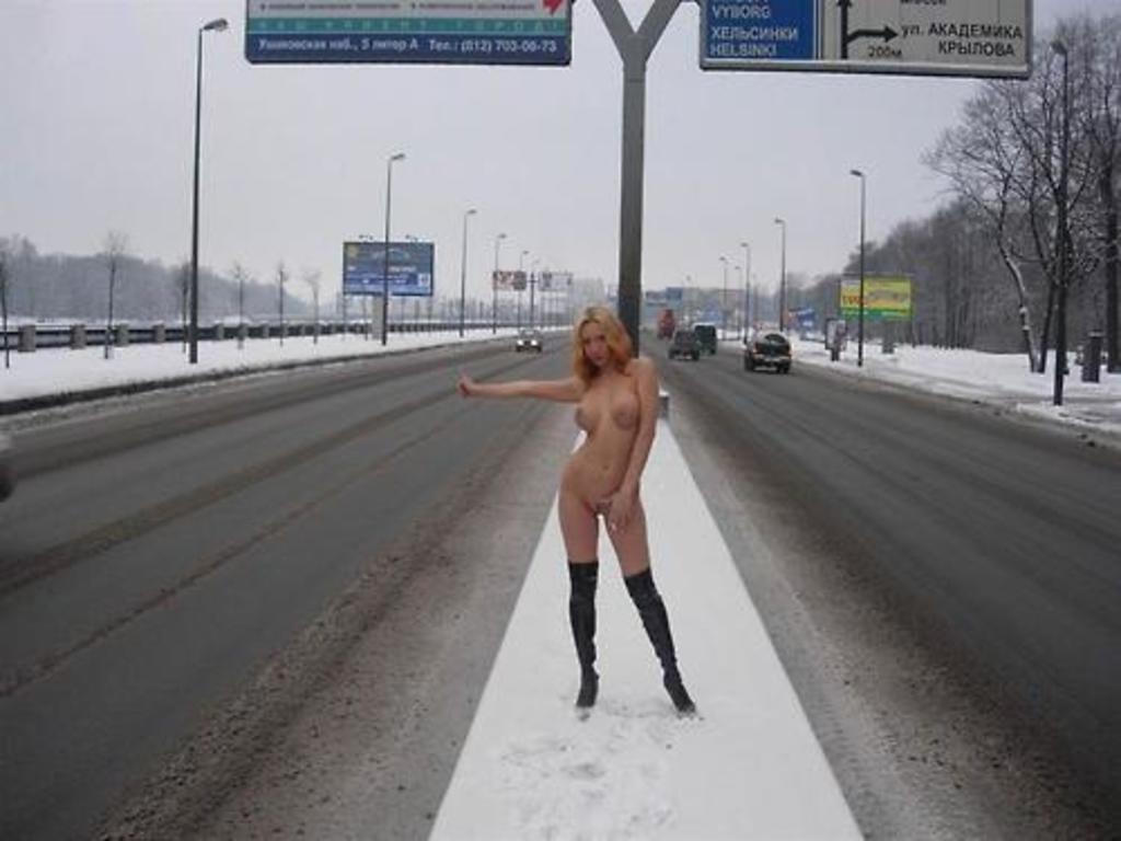 Bild 73321 von Schambereich in Kategorie Public Nude