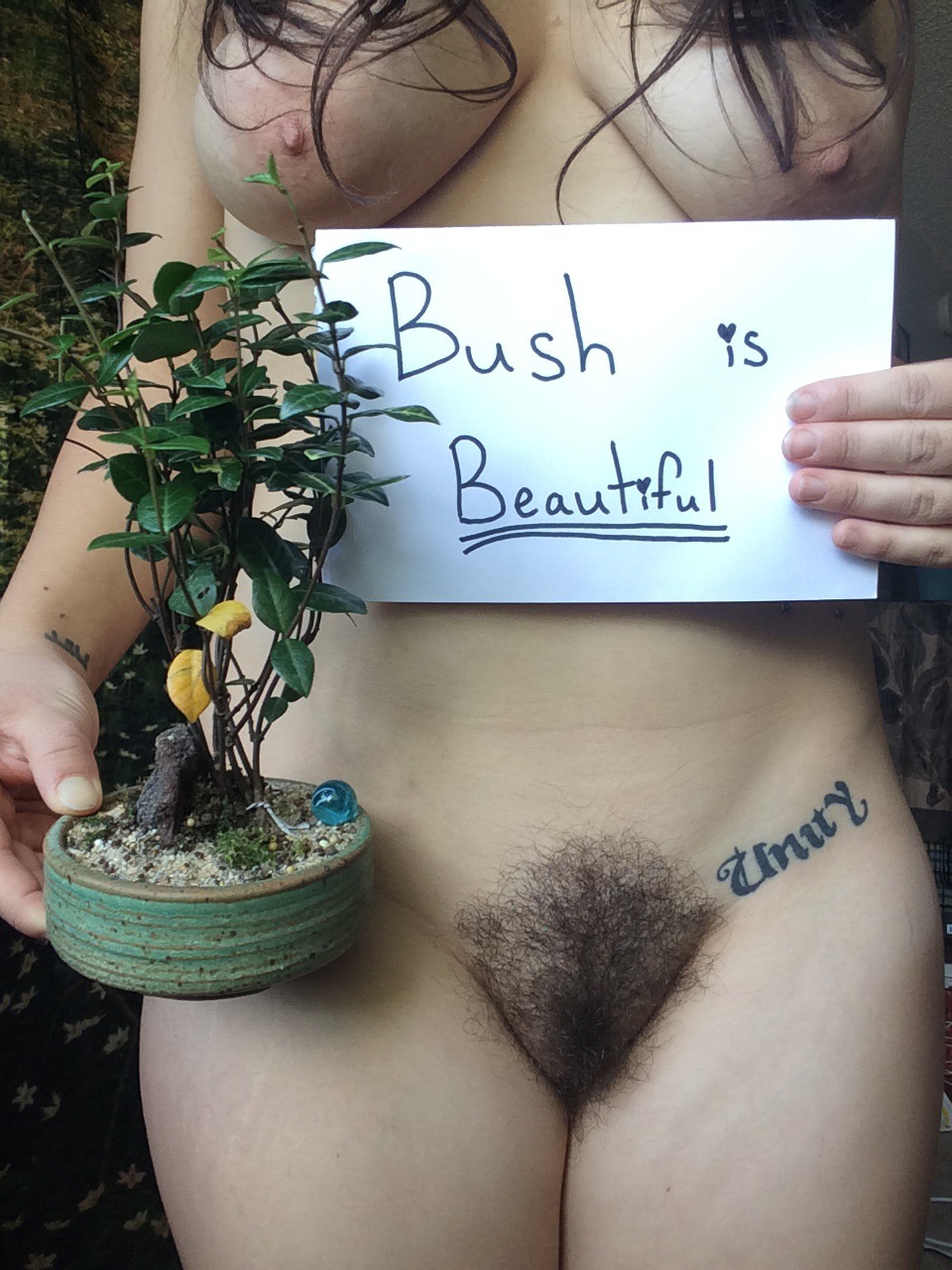 Hairy Bush Babes